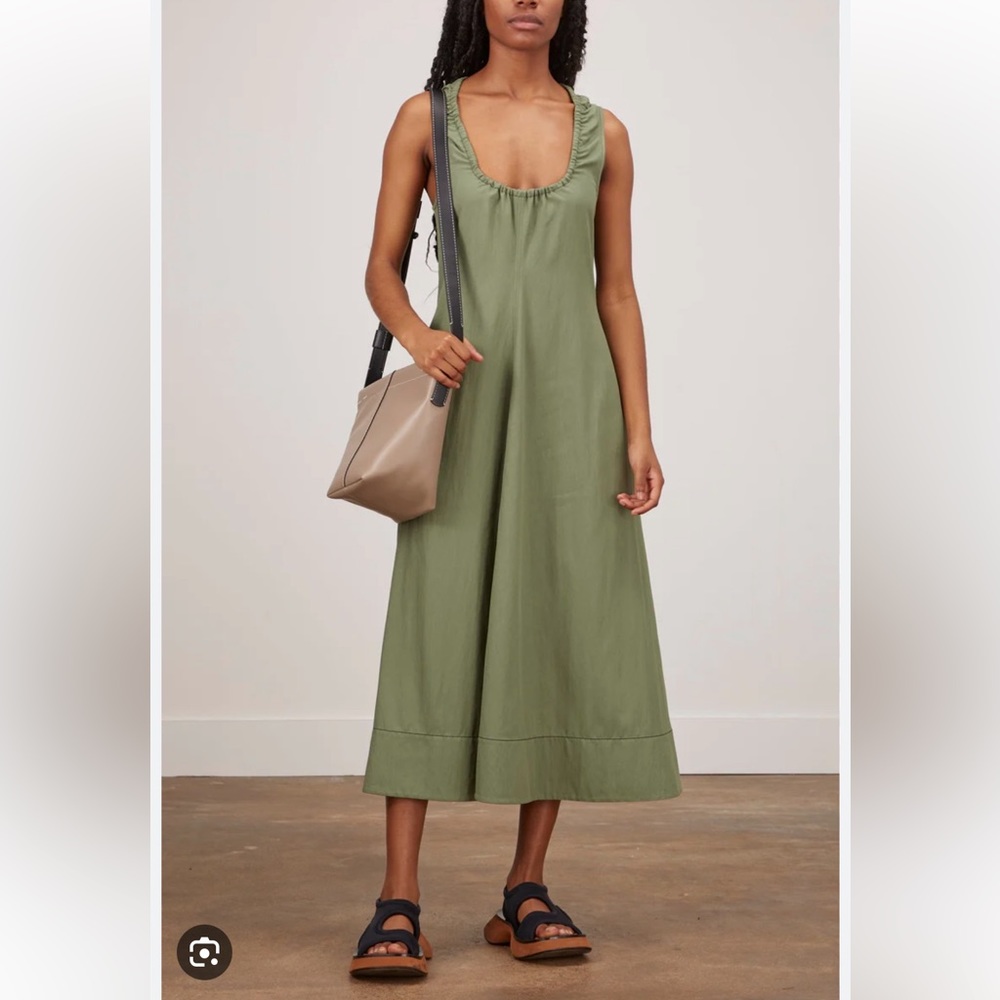 Proenza Schouler Drapey Suiting V-
Neck Midi Dress in Sage - NWT - size 4